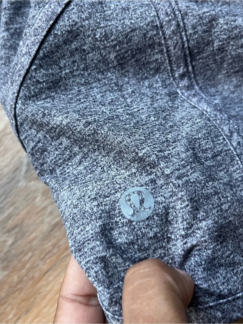 Lululemon Athletica W7AT8 tracker short V 4” tall gray lined running shorts 8